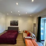 Brigata Sea View Apartmán