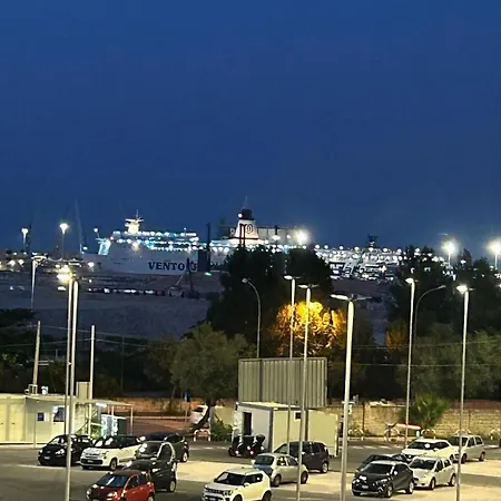 Brigata Sea View * Барі